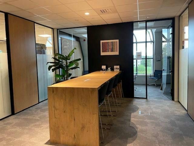 Business Center D'OFFIZ - Kantoor 156m² te huur