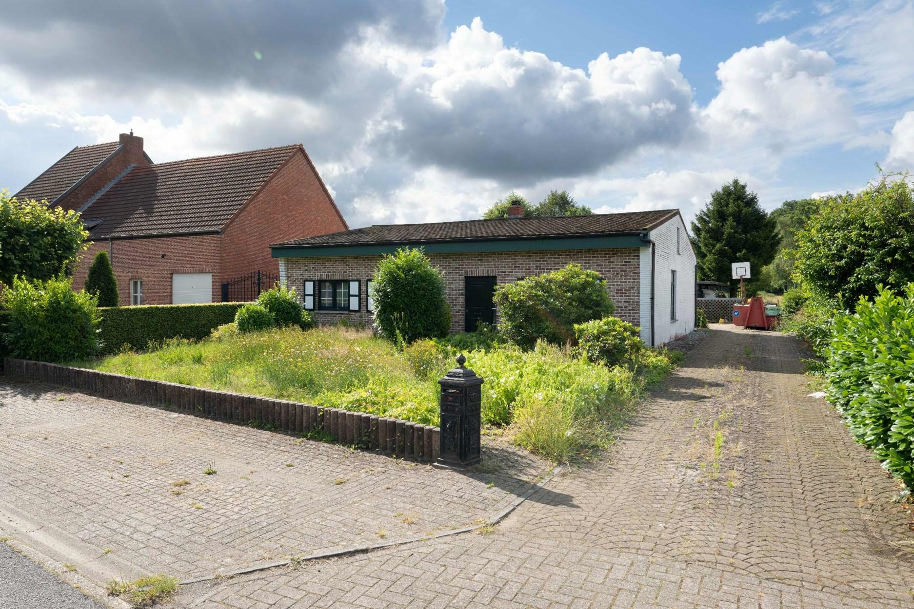 Te renoveren laagbouwwoning op ca. 2.764 m² in Balen (Rosselaar)