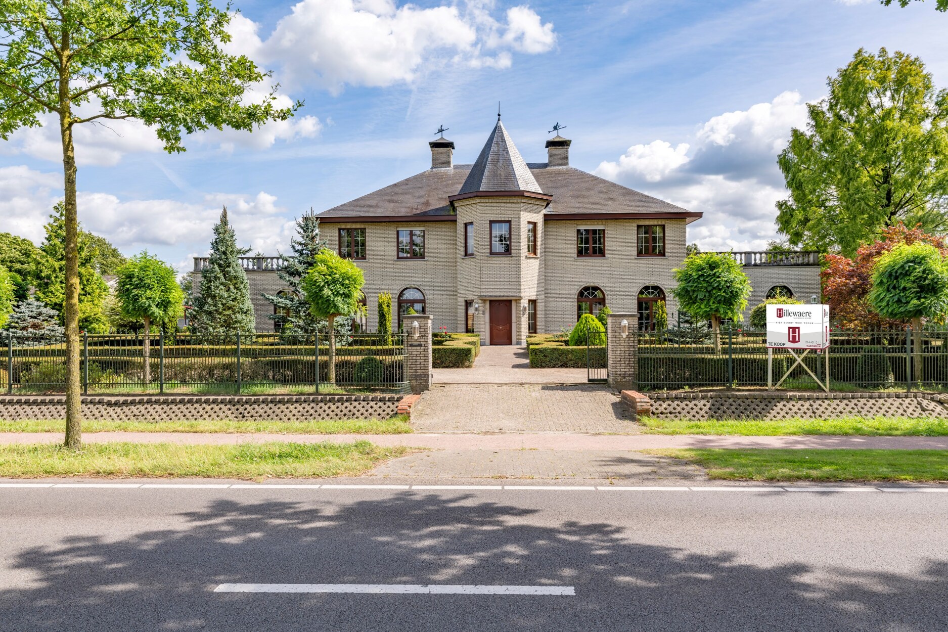 Statig landhuis op een prachtig perceel van 12.538 m²