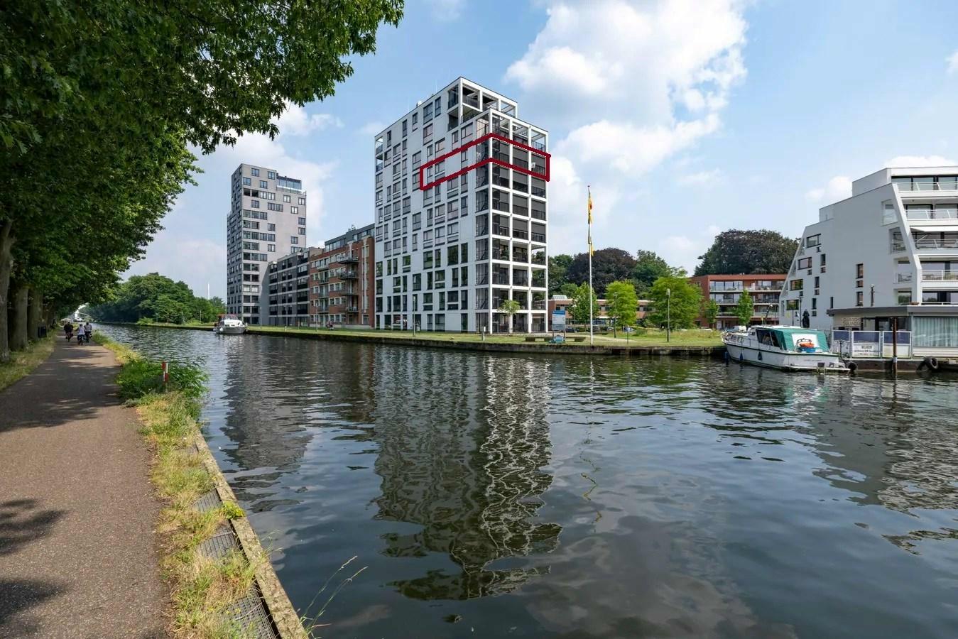 Luxe appartement van ca 150m² op 7e verdiep met uniek uitzicht!