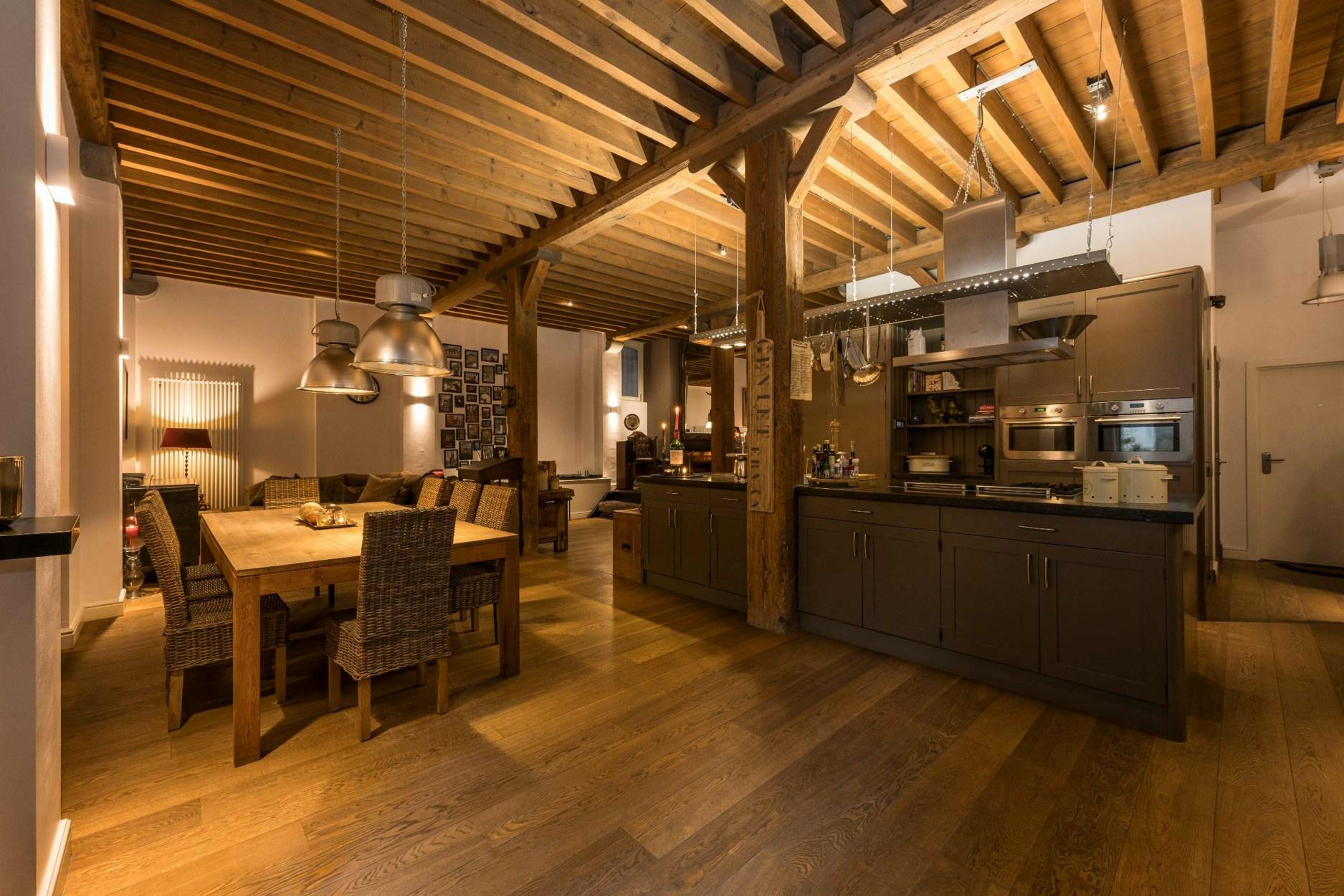 Top notch loft van ca. 259 m² in historisch pakhuis in hartje Antwerpen!