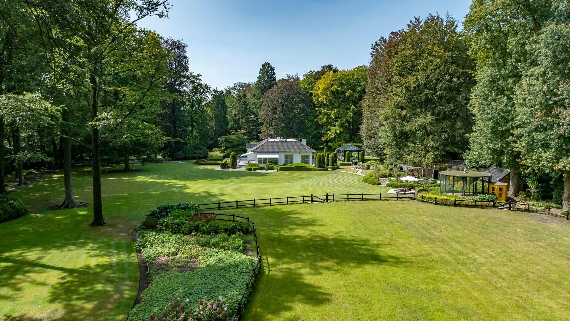 Schitterend landhuis op ca. 2 ha aan de rand van Turnhout