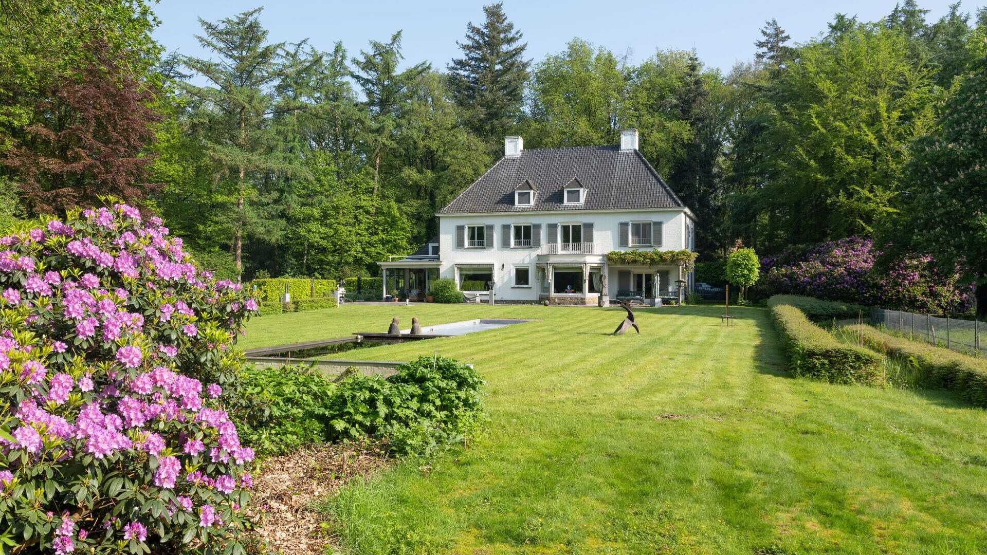 Tijdloze villa op prachtig domein van ruim 2 ha aan de rand van Turnhout