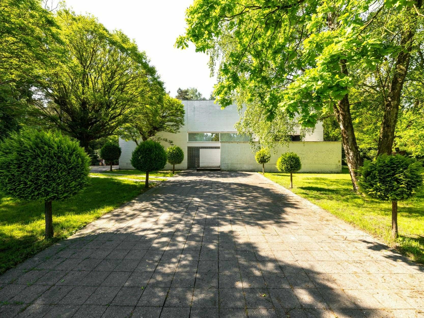 Moderne architectenwoning gelegen in de villawijk Zilverkust te Lanaken