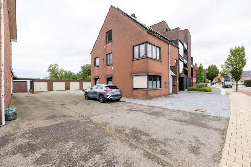 Appartementsgebouw te Lommel