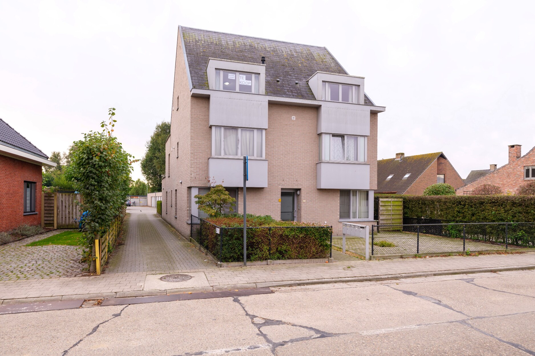 Duplex-appartement van ca. 100 m² te centrum Hoogstraten.