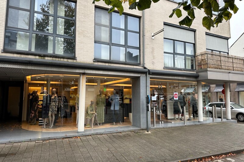 Commerciële winkel te Hoogstraten