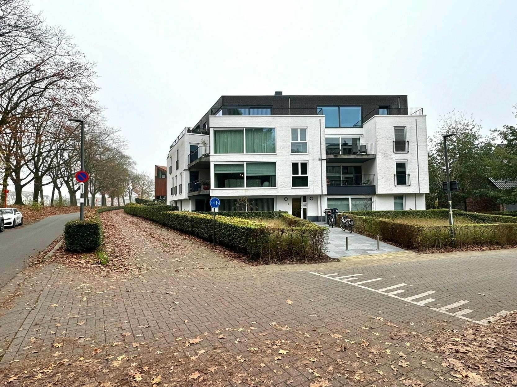 Gelijkvloers appartement van 120 m² op toplocatie