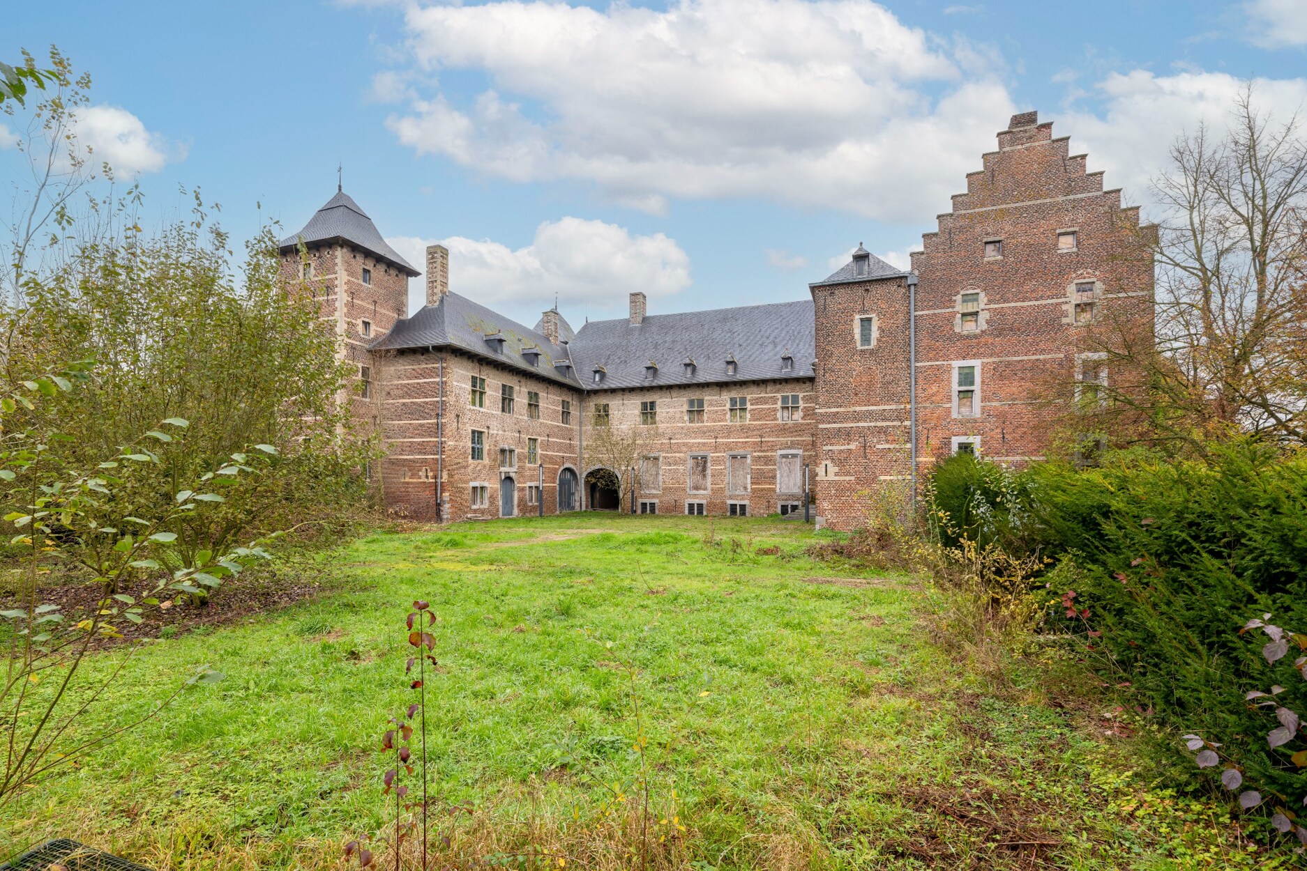 Kasteel Van Rijkel gelegen op een prachtig domein te Borgloon.