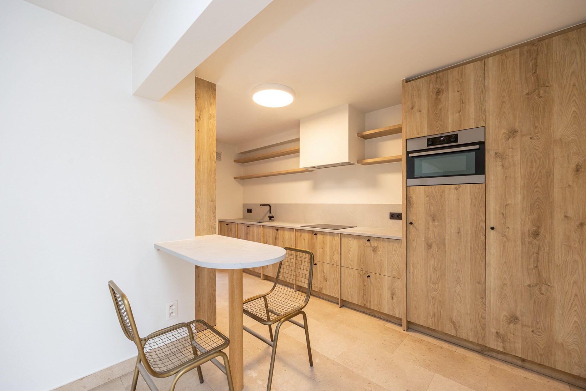 Appartement van ca. 118 m² te centrum Hoogstraten.