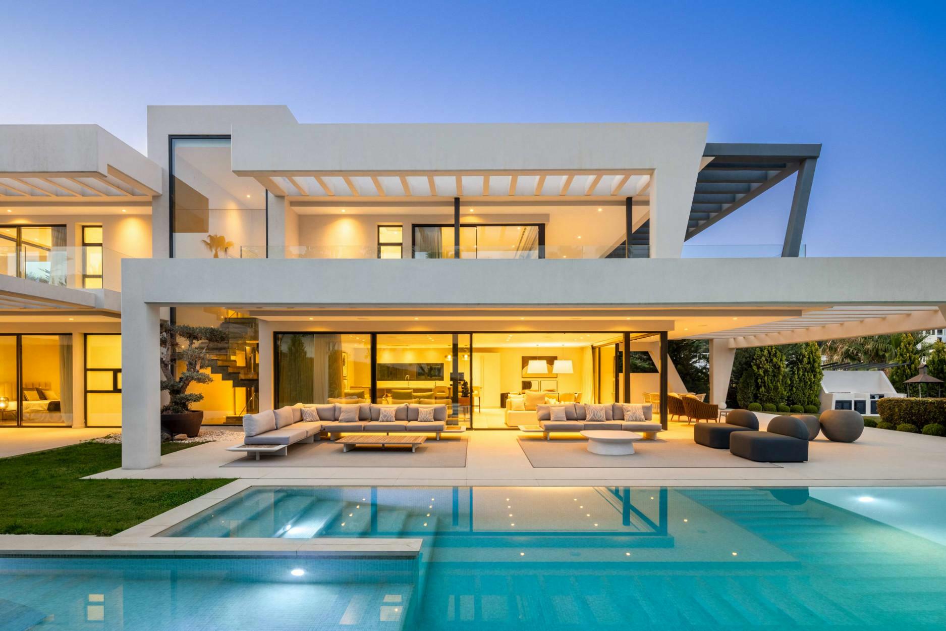 Prachtig modern luxe herenhuis in Nueva Andalucia, Marbella