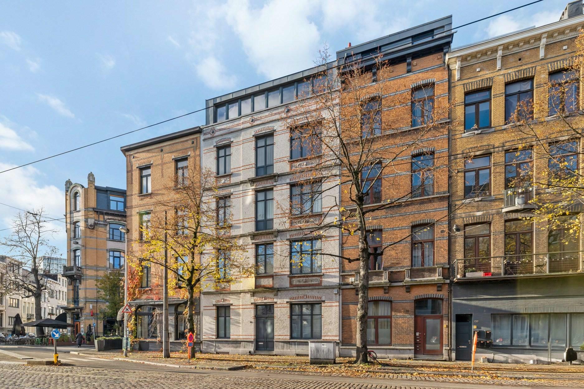 Top notch energiezuinige herenwoning van maar liefst 560m² bewoonbare oppervlakte op het gegeerde Zuid in Antwerpen