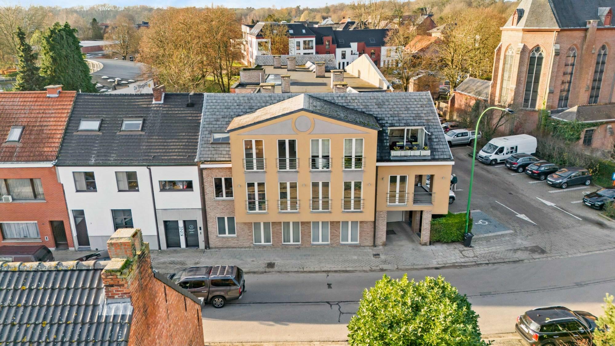 Ruim 2 slaapkamer appartement van 103 m² met leuk overdekt terras