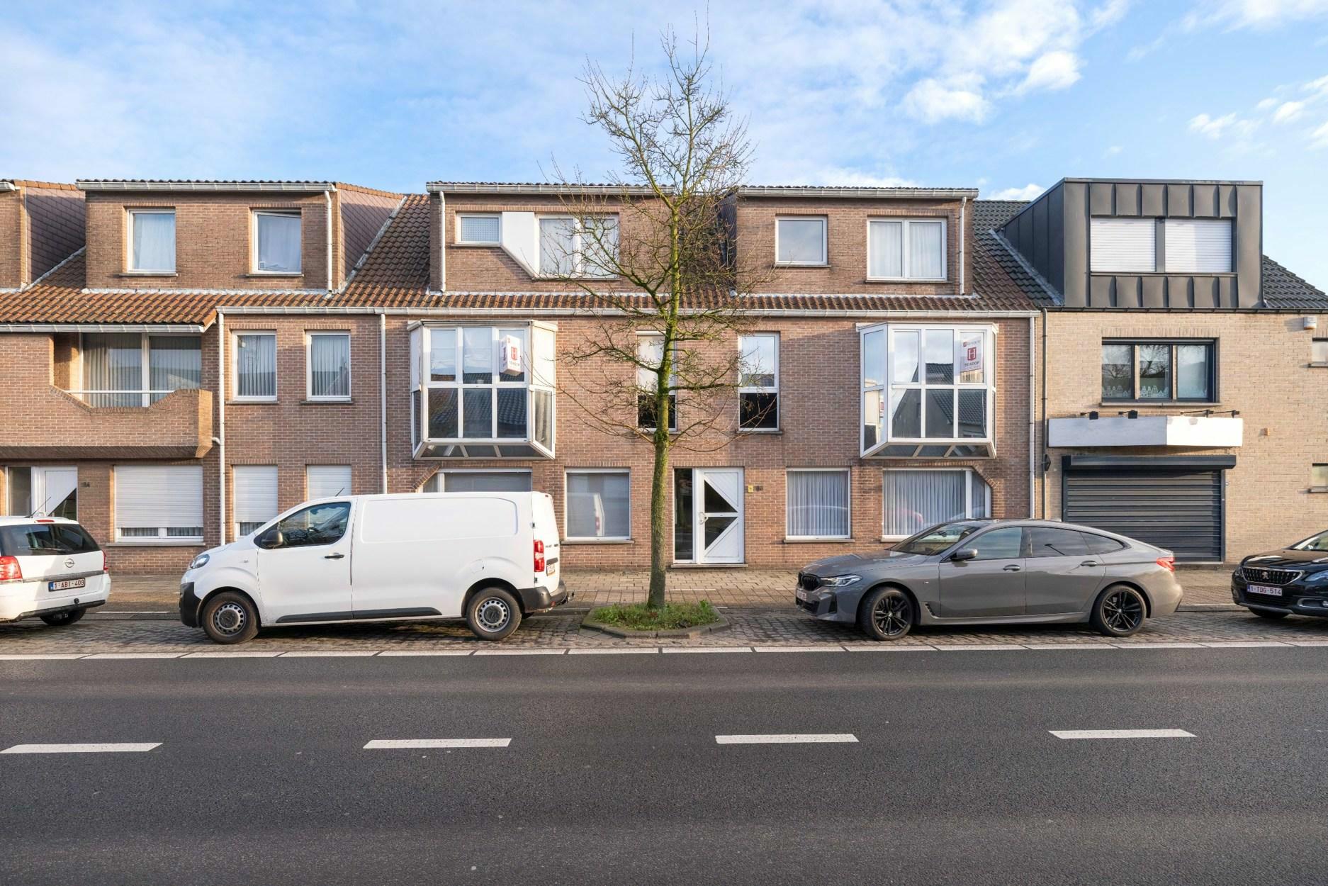 Appartement met 2 slaapkamers, terras en garagebox te koop te Oud-Turnhout