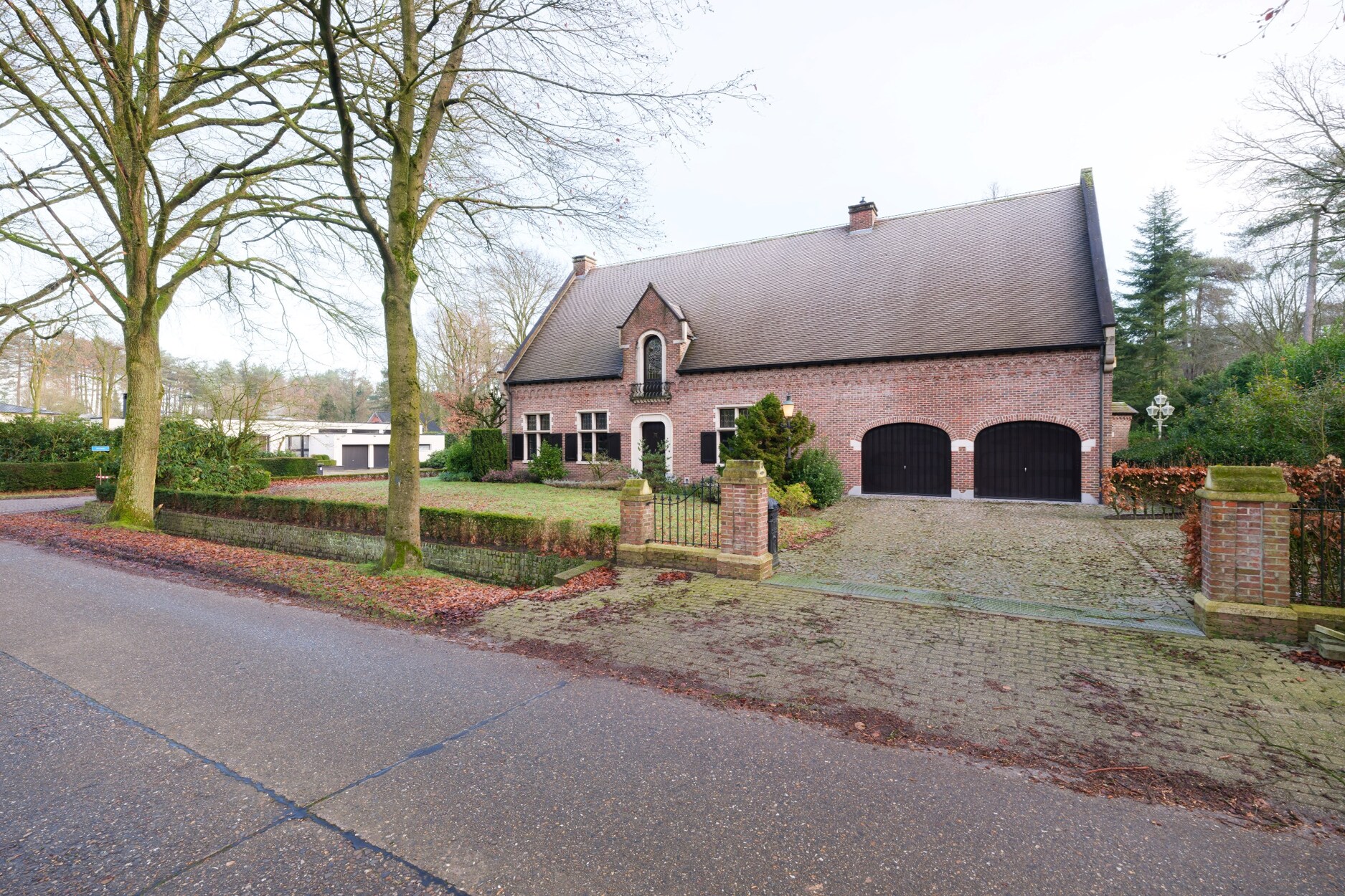 Stijlvolle villa op perceel van 1.700 m² te Oud-Turnhout