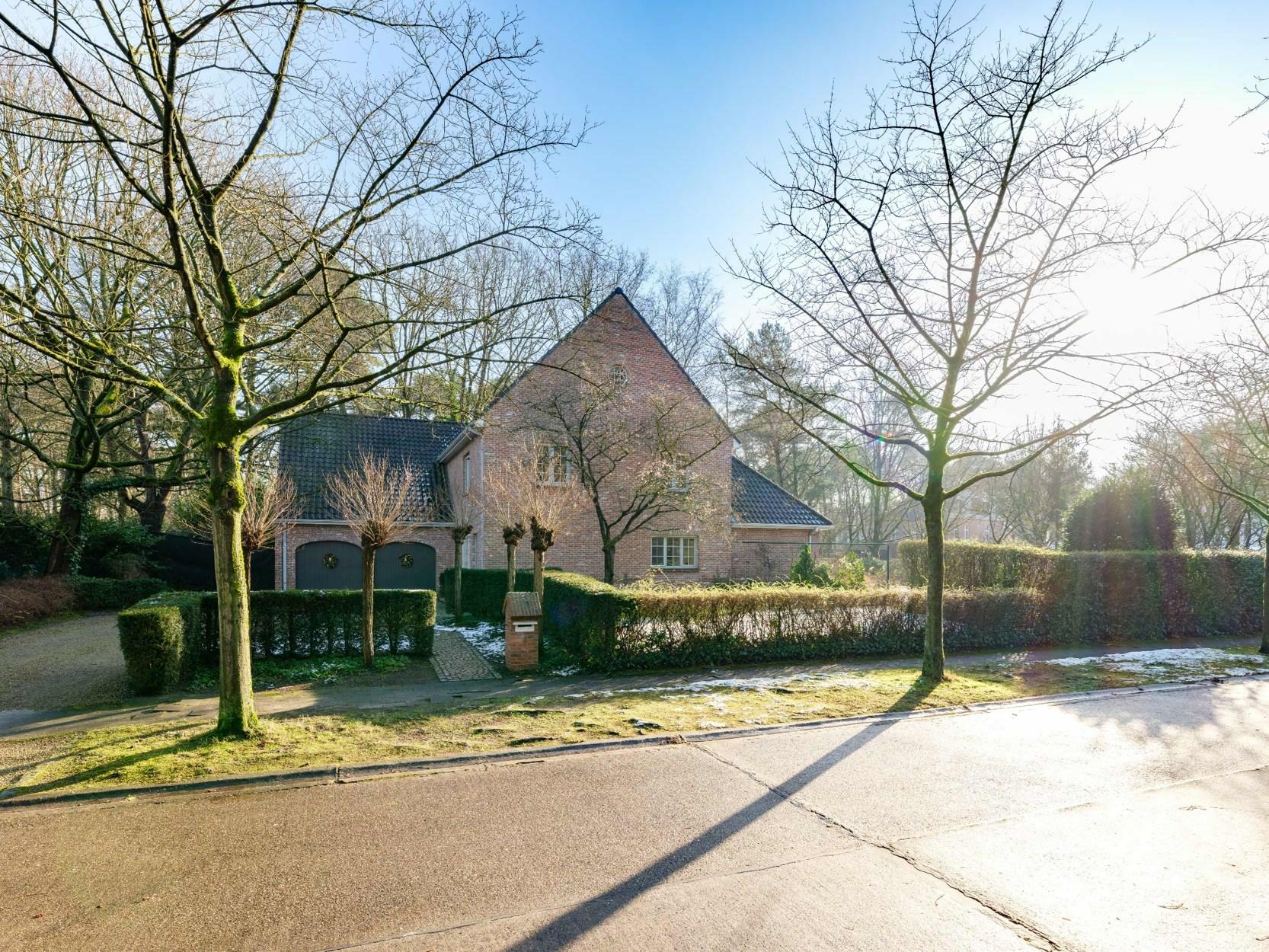 Karaktervolle villa op rustig locatie met Zuid tuin