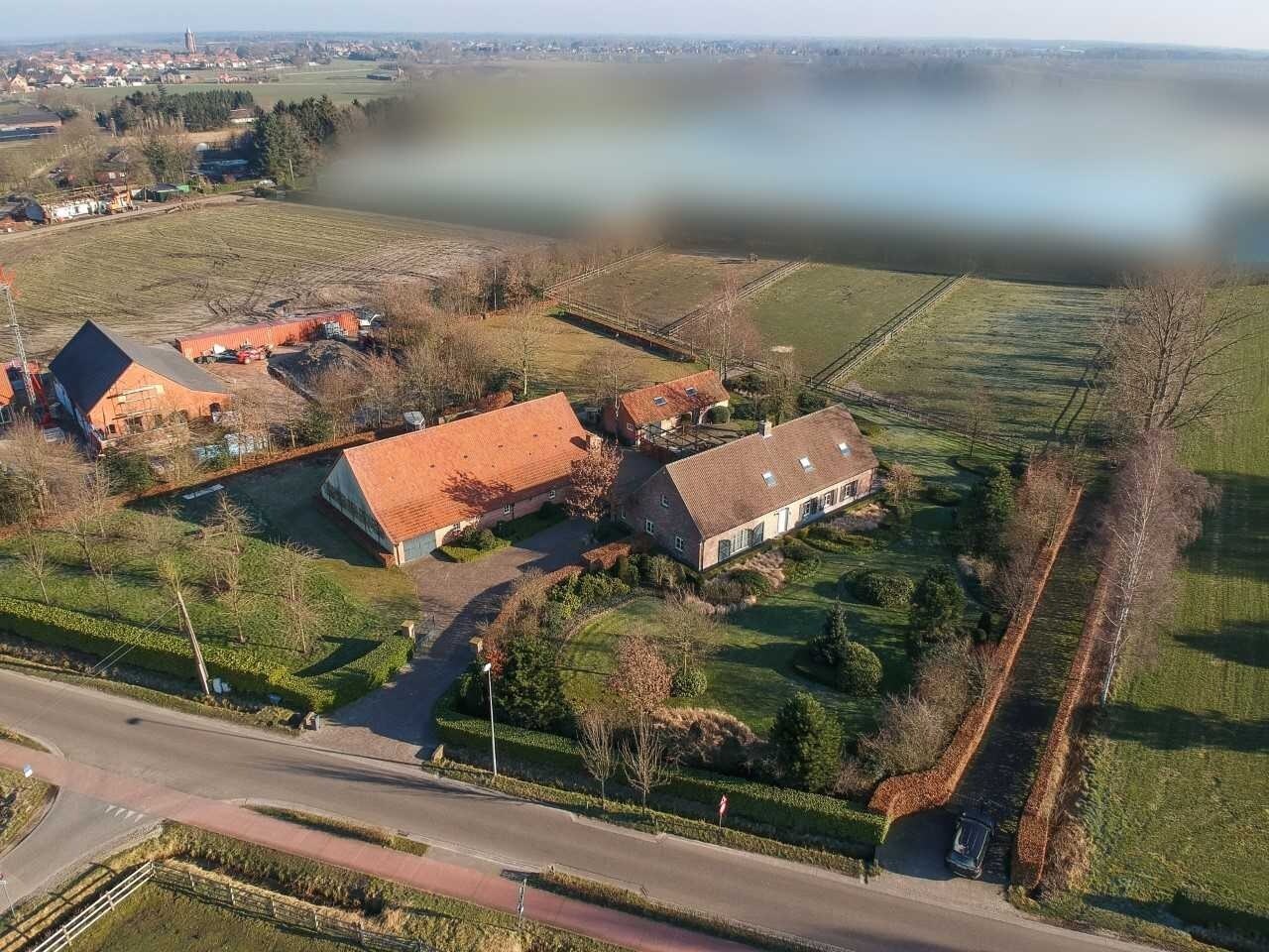 Prachtige landhuis met paardenaccommodatie op een rustige locatie in Weelde