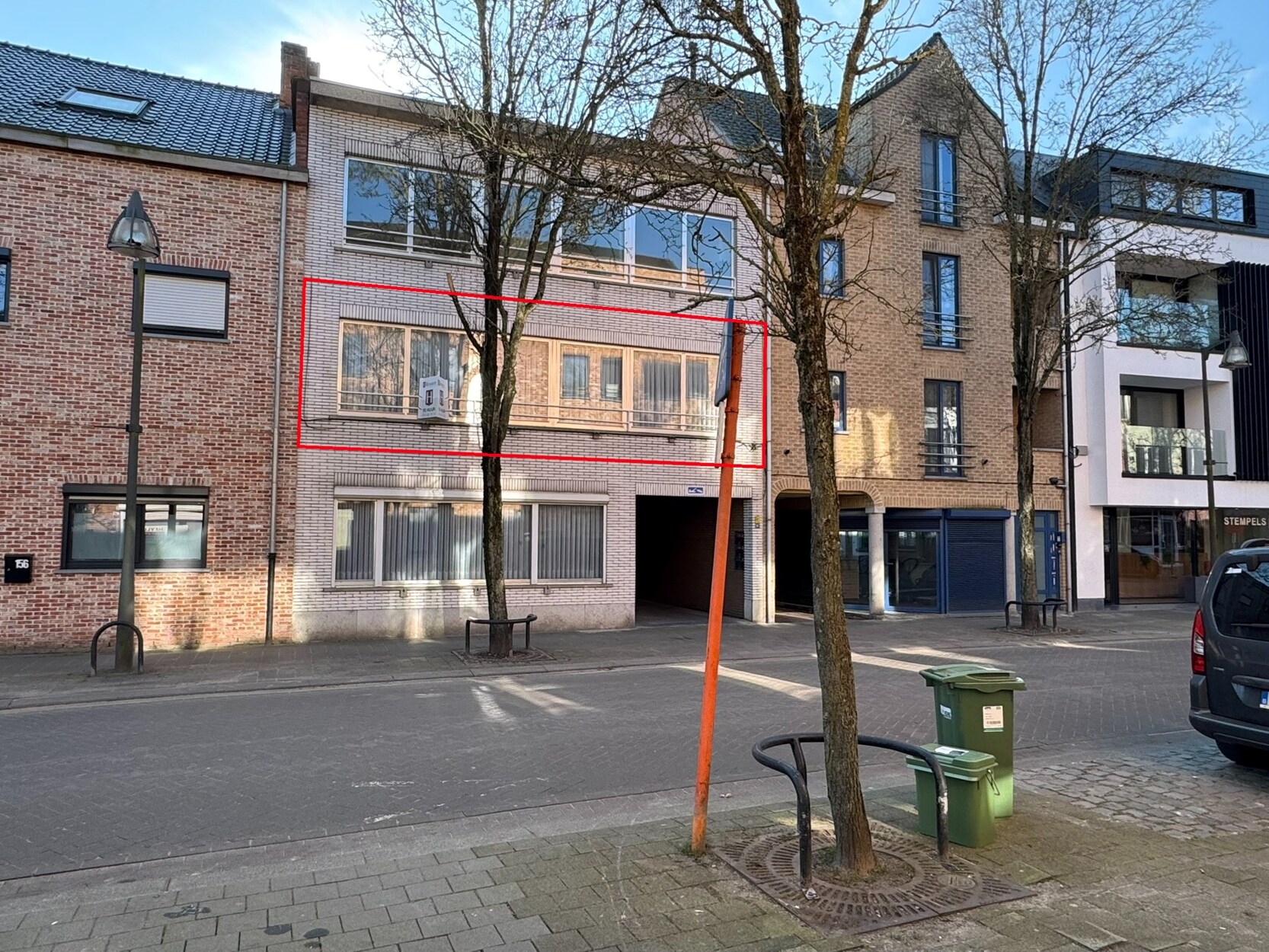 Gerenoveerd 2-slaapkamer appartement met garagebox in centrum Turnhout