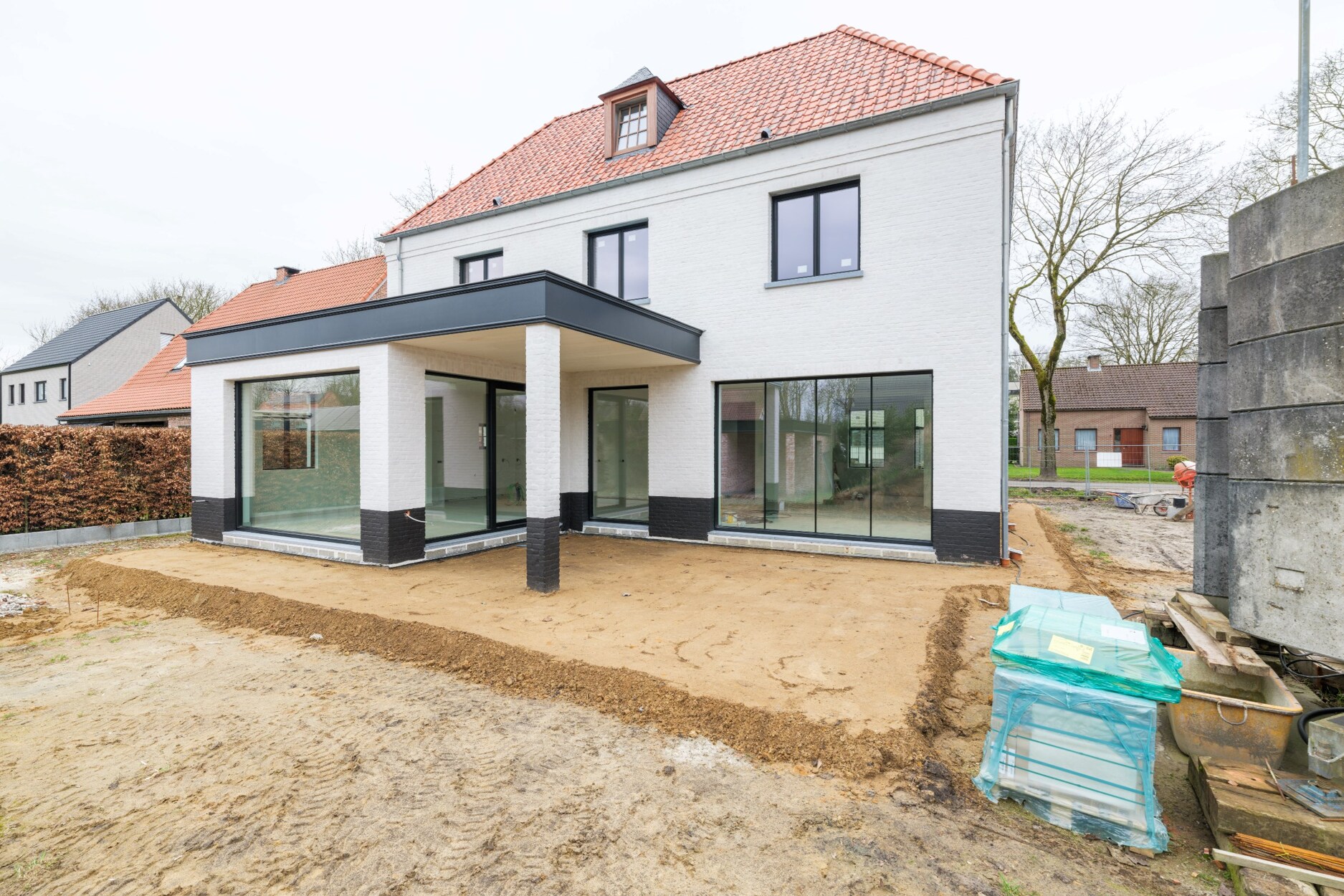 Luxueuse Nieuwbouw op wandelafstand van centrum St.-Antonius in rustige doodlopende straat.